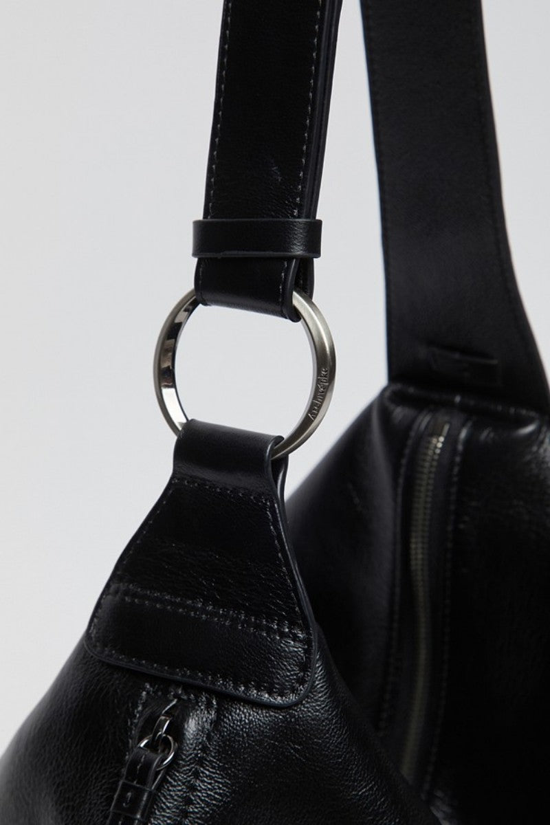 【WE ARE】韓國Archivepke Fling eyelet bag 單肩包OVBAX26254