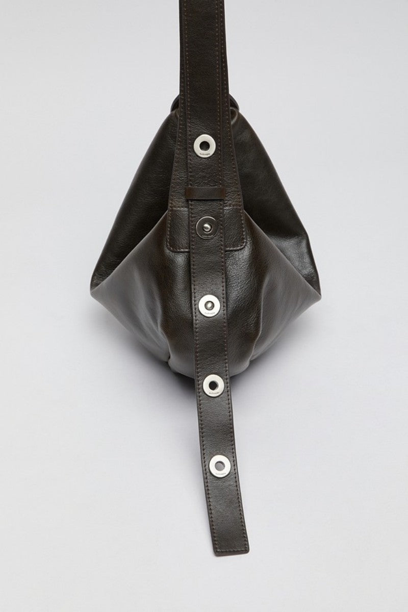 【WE ARE】韓國Archivepke Small fling eyelet bag 單肩包OVBAX26257