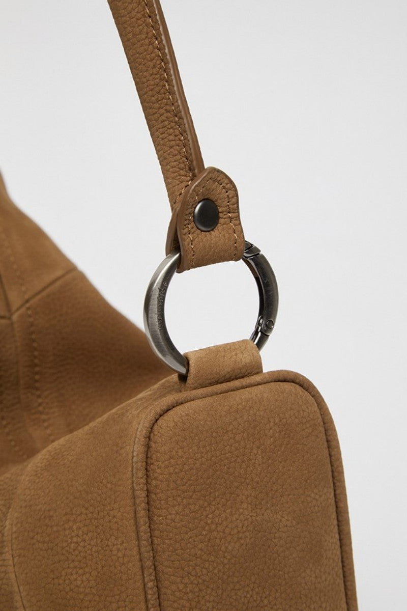 【WE ARE】韓國Archivepke Small fling slouch Bag 手提包OVBSX26251