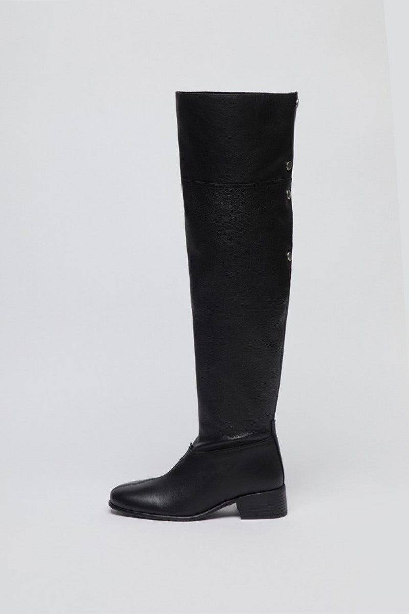 【WE ARE】韓國Archivepke [EXCLUSIVE] Slouch boots 長筒靴子OK3BX26251