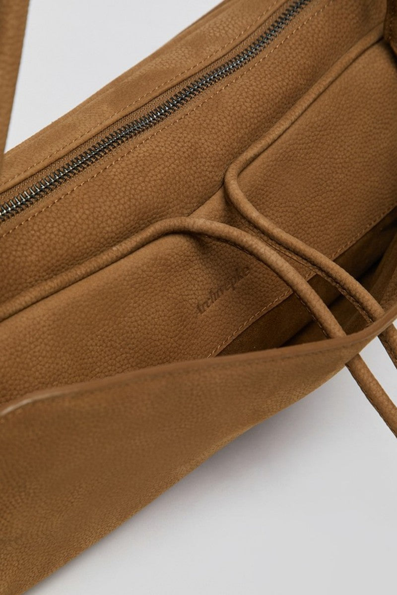 【WE ARE】韓國Archivepke Formica Soft Roll bag OVBSX26253