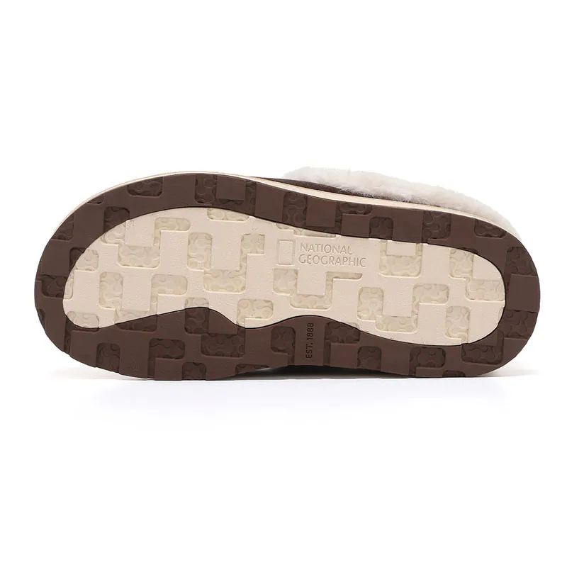 【WE ARE】韓國國家地理（大半碼帶）布標logo 珊瑚絨拖鞋 N254UWT052