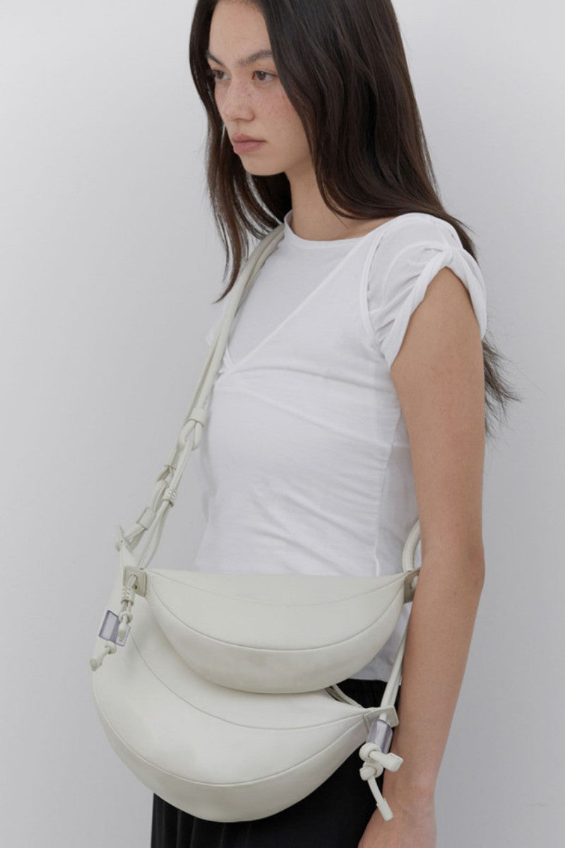 【WE ARE】Korea Archivepke Fling bag OVBAX25001/25002/25201