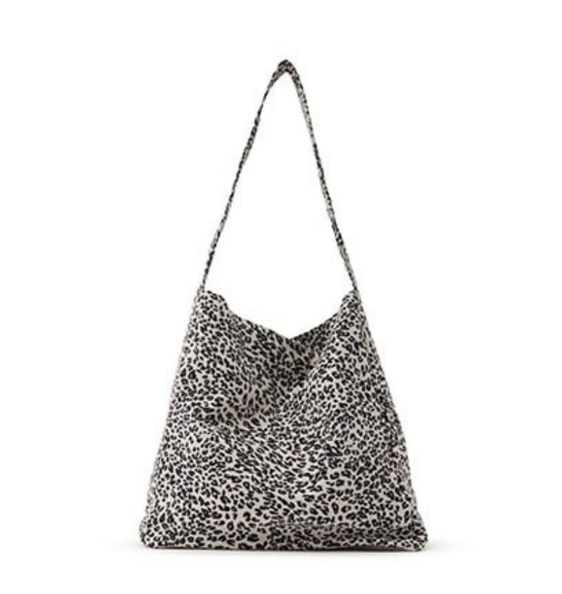 【WE ARE】韓國LAP休閒豹紋單肩包AR7XA811