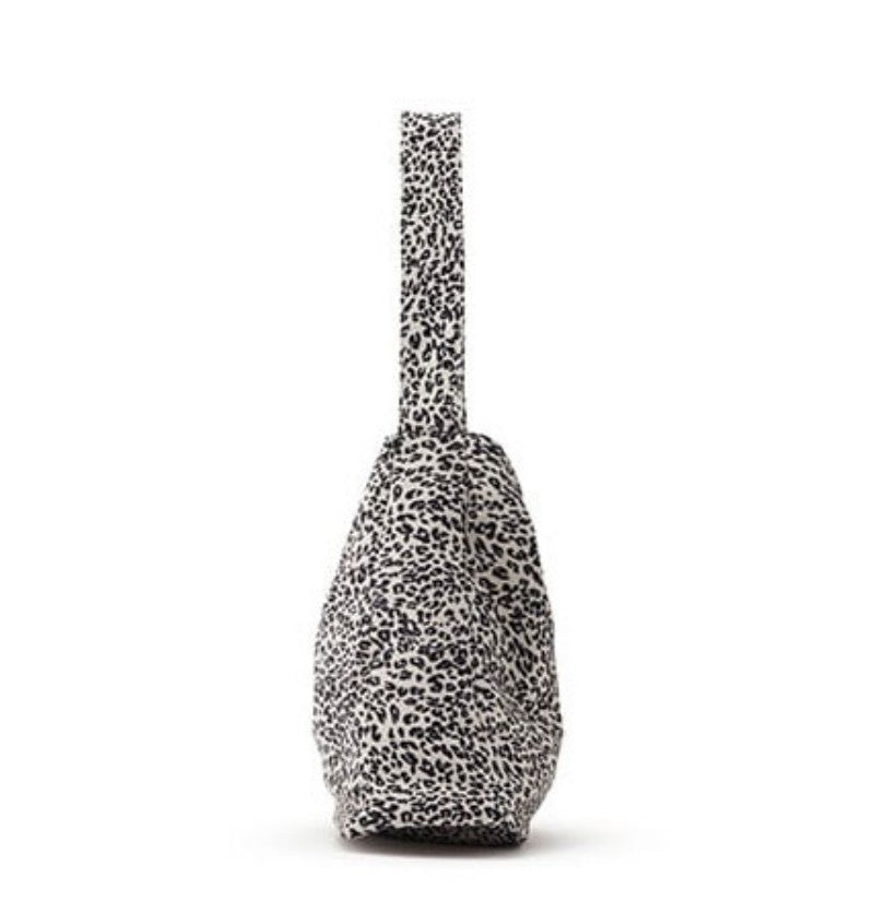 【WE ARE】韓國LAP休閒豹紋單肩包AR7XA811