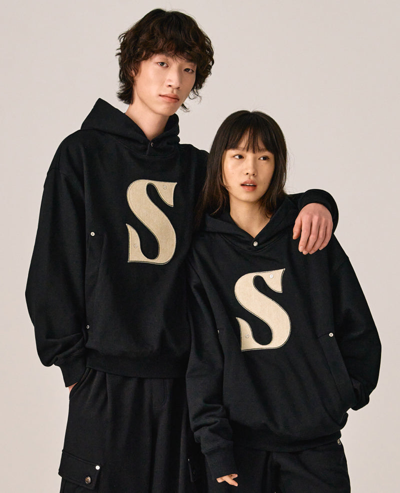 【WE ARE】韓國Satur 大標口袋帽TSA243UTH04