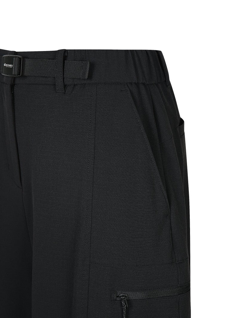 女款【WE ARE】韓國Discovery彎刀工裝褲DWPT45054