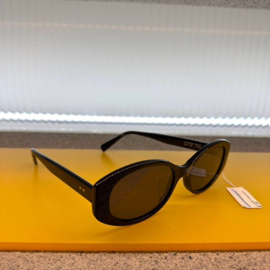 【WE ARE】韓國vedivero貓眼膠框墨鏡 VVD30