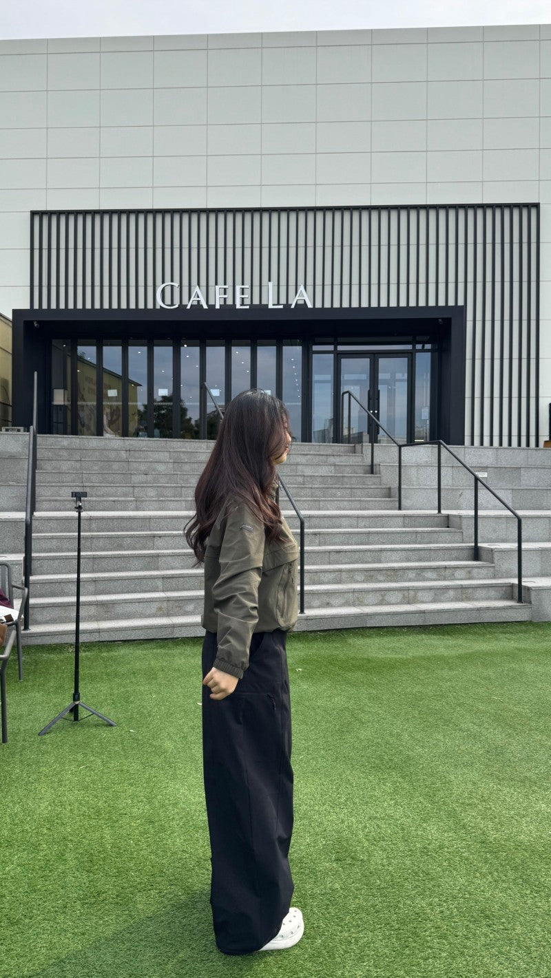 女款【WE ARE】韓國Discovery彎刀工裝褲DWPT45054