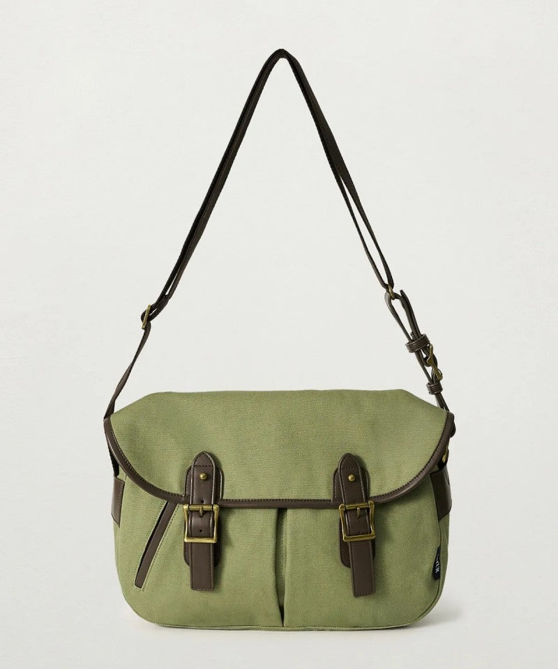 【WE ARE】韓國Satur休閒單肩斜挎包SA255UAB31