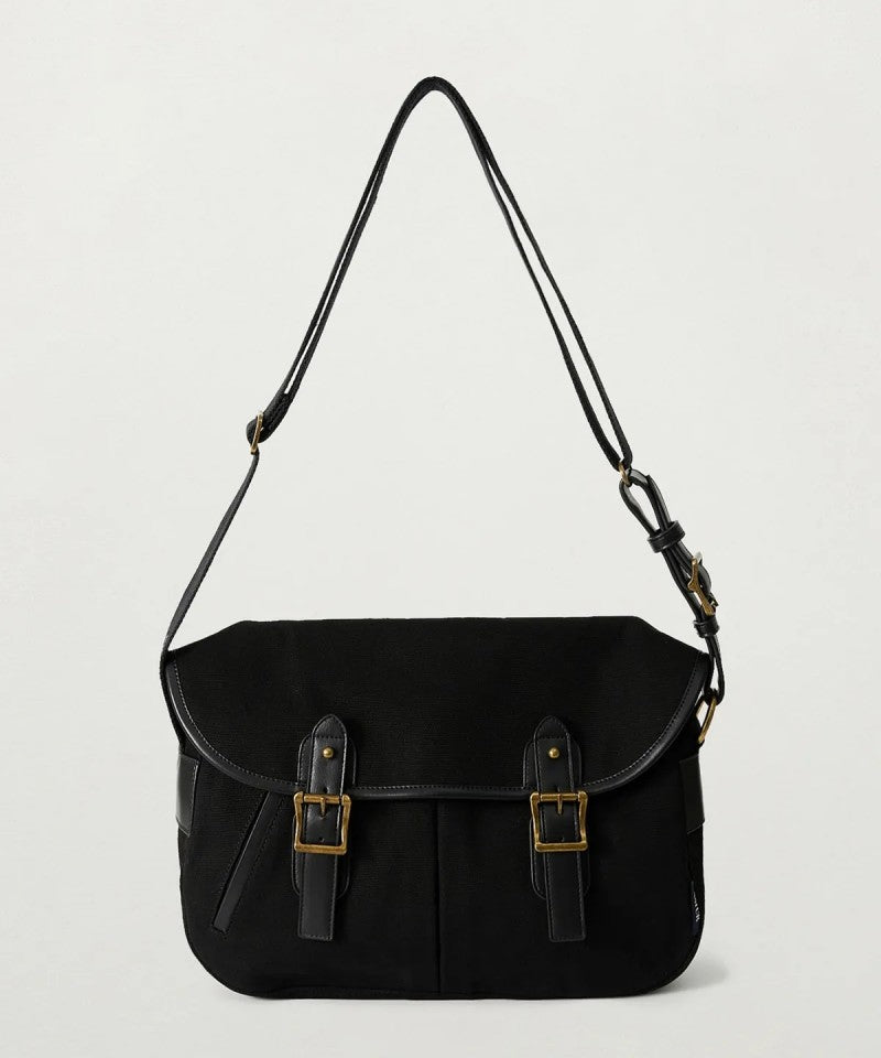 【WE ARE】韓國Satur休閒單肩斜挎包SA255UAB31