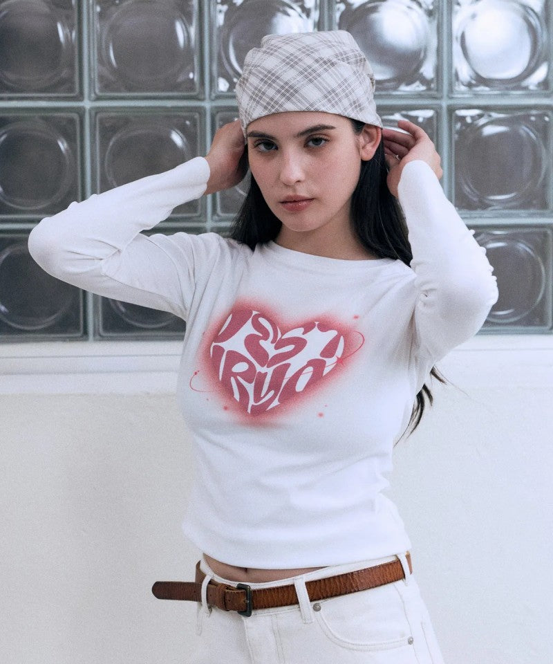 女款【WE ARE】韓國VESTIRYA愛心印花長袖打底上衣VE2503LT002