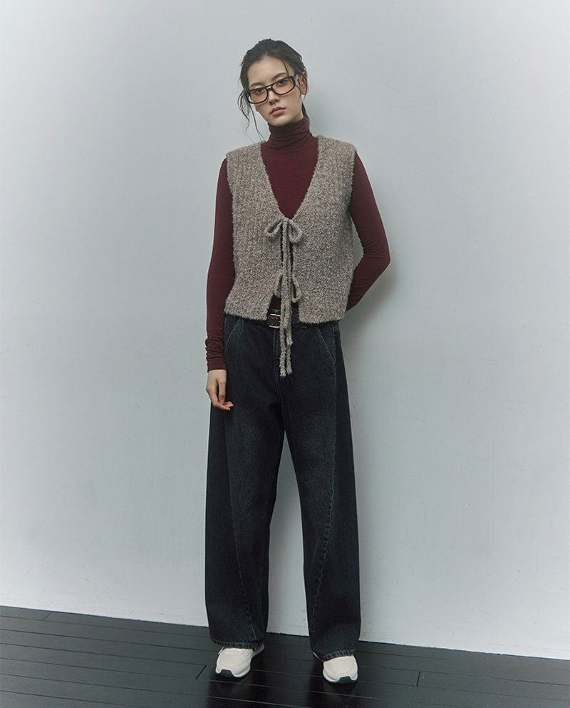 【WE ARE】韓國LAP 前綁帶Ｖ領針織背心 AR4KVB60