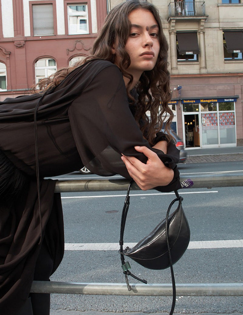 5/1 Price Increase【WE ARE】Korea Archivepke Fling bag OVBAX24002/OVBAX25001/OVBAX25002