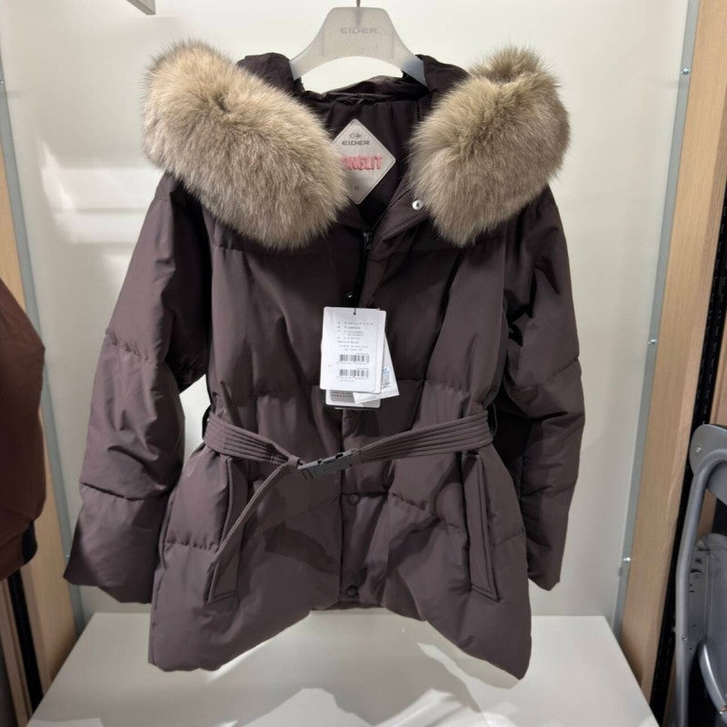 女款【WE ARE】韓國EIDER 毛毛領連帽中長款鵝絨羽絨外套 DWW26558