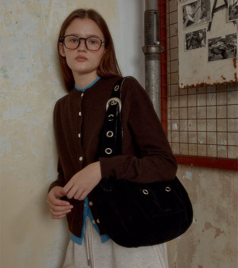 【WE ARE】韓國Leterie時尚單肩包BUCKLEREVERSIBLESHOULDERBAG