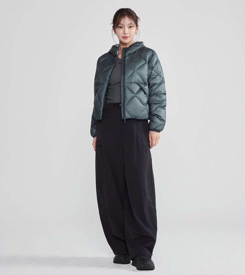 女款【WE ARE】韓國Discovery彎刀工裝褲DWPT45054