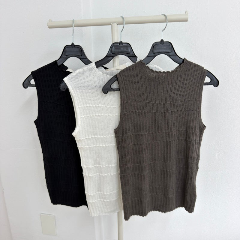【WE ARE】韓國LE STUDIO半高領背心 LS263PO013C