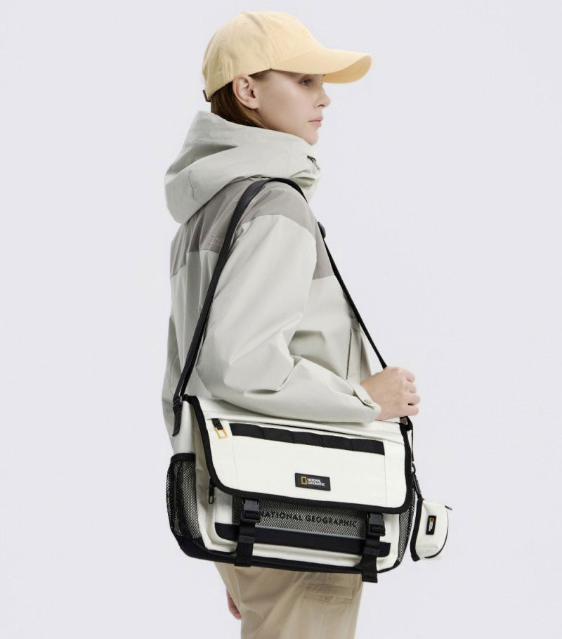 【WE ARE】韓國國家地理9.5L單肩斜挎包N265ACR020