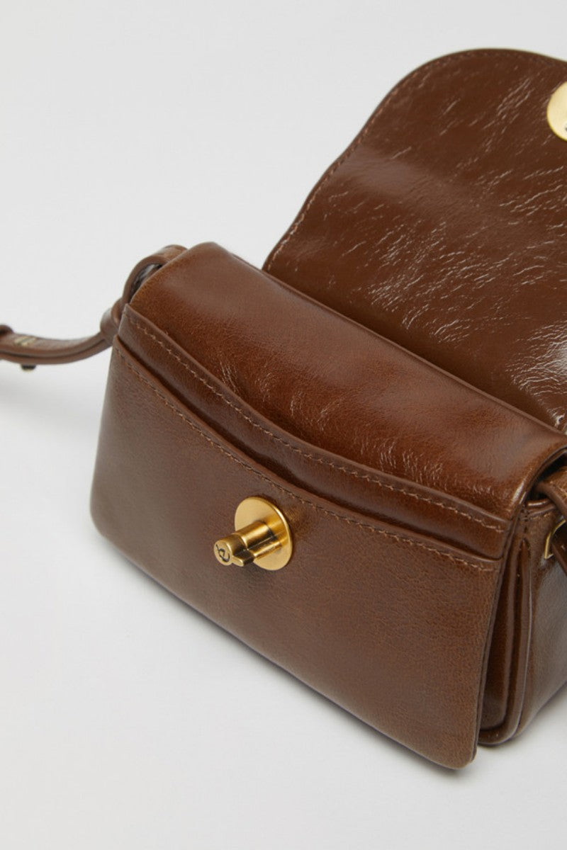 【WE ARE】韓國Archivepke Luv hole mini bag OVBRX25203