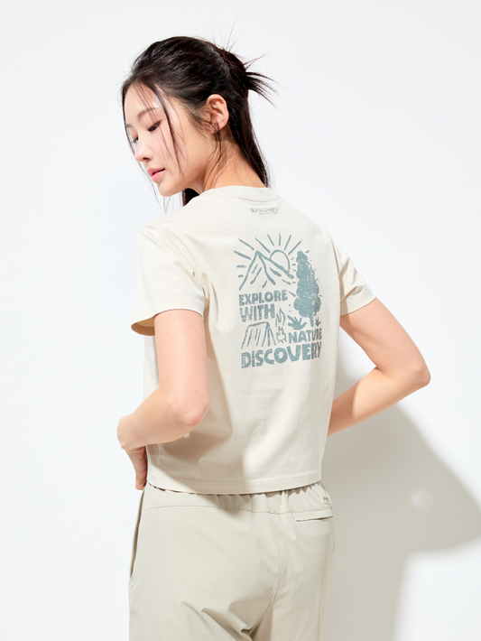 女款【WE ARE】韓國Discovery 短版 SORONA手繪登山短袖T恤DWRS98053