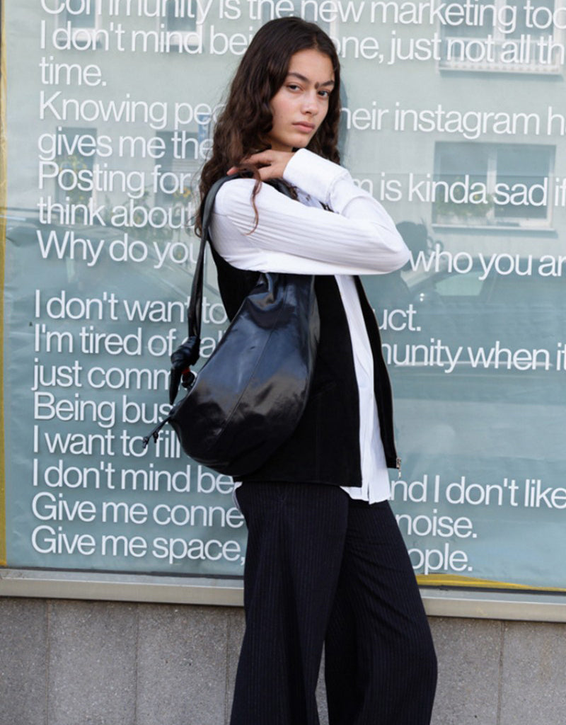 【WE ARE】韓國Archivepke Fling messenger bag OVBAX25213