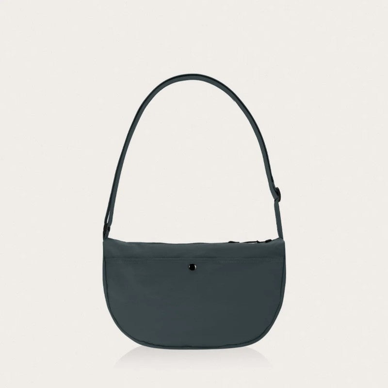 【WE ARE】韓國ALAVAGUE休閒單肩包험프 크로스 M