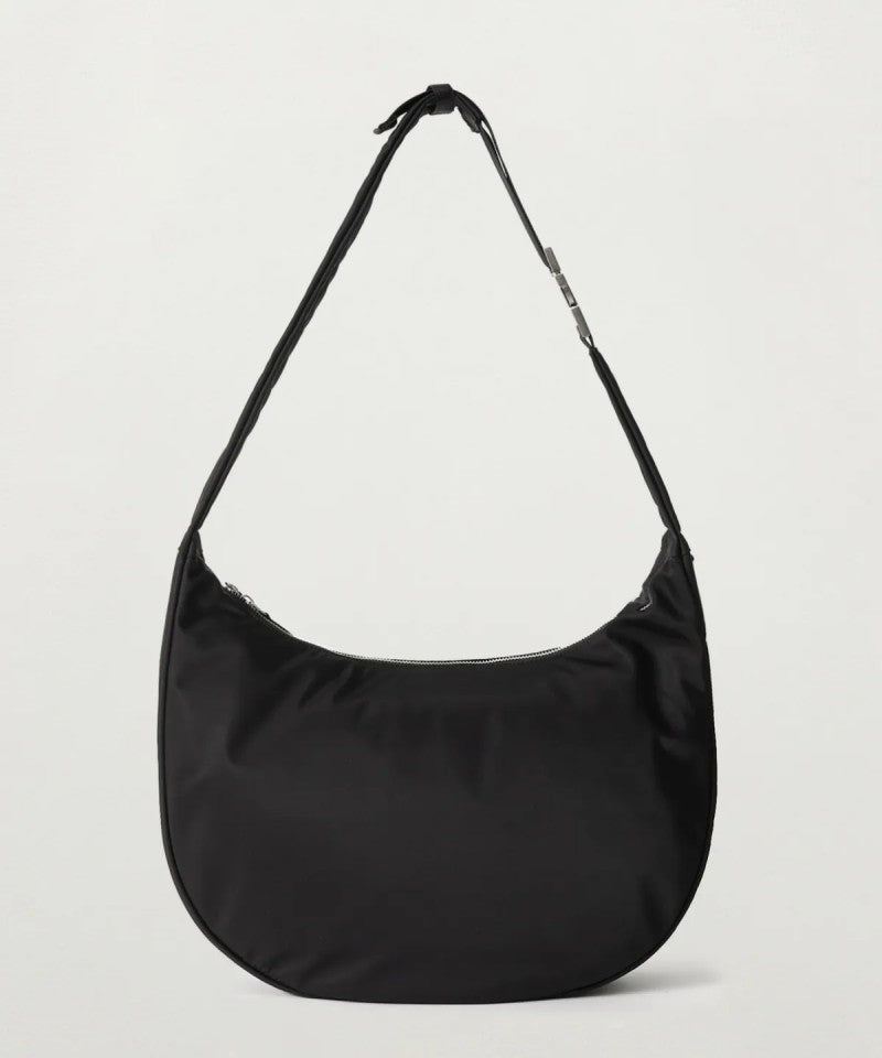 【WE ARE】韓國Satur休閒單肩腋下包SA255UAB12