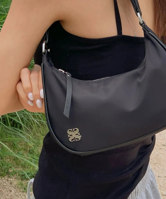 【WE ARE】韓國Satur休閒單肩腋下包SA255UAB14