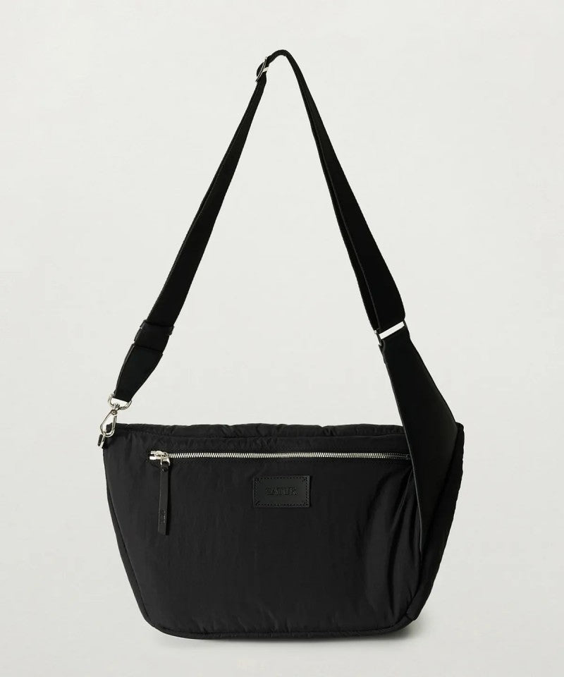 【WE ARE】韓國Satur休閒單肩包SA255UAB22