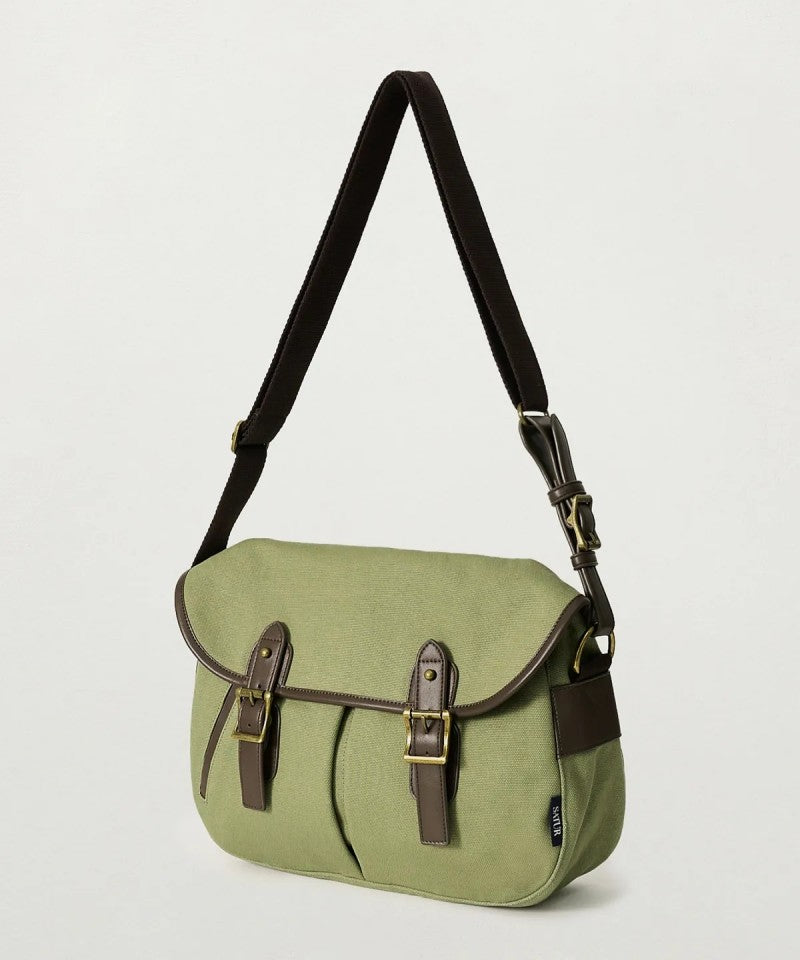 【WE ARE】韓國Satur休閒單肩斜挎包SA255UAB31