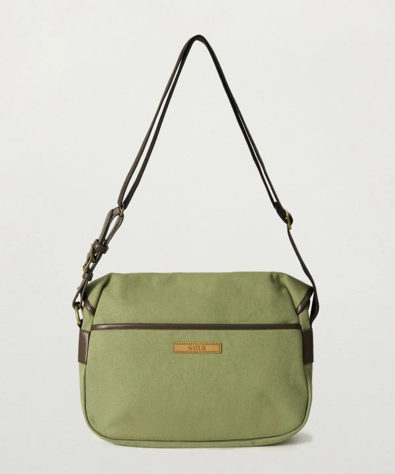 【WE ARE】韓國Satur休閒單肩斜挎包SA255UAB31