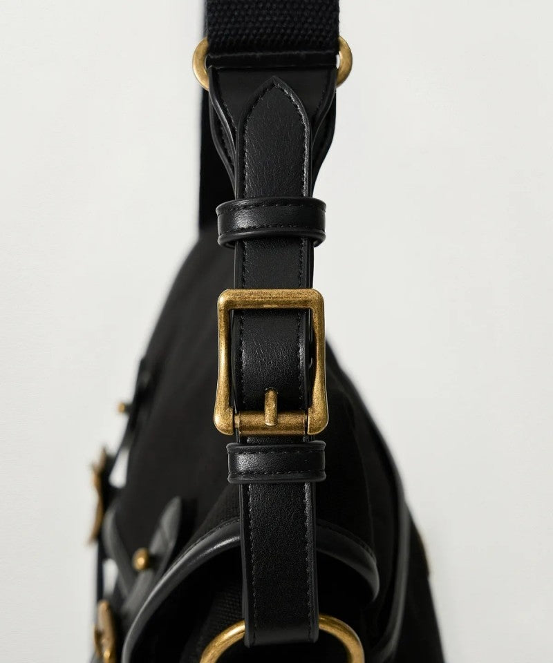 【WE ARE】韓國Satur休閒單肩斜挎包SA255UAB31