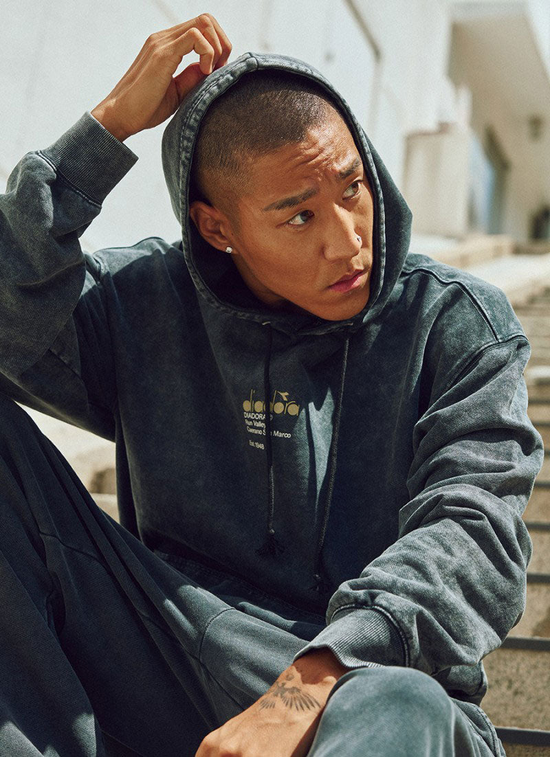 【WE ARE】韓國Diadora 基礎款刺繡logo帽T D5323LHD56