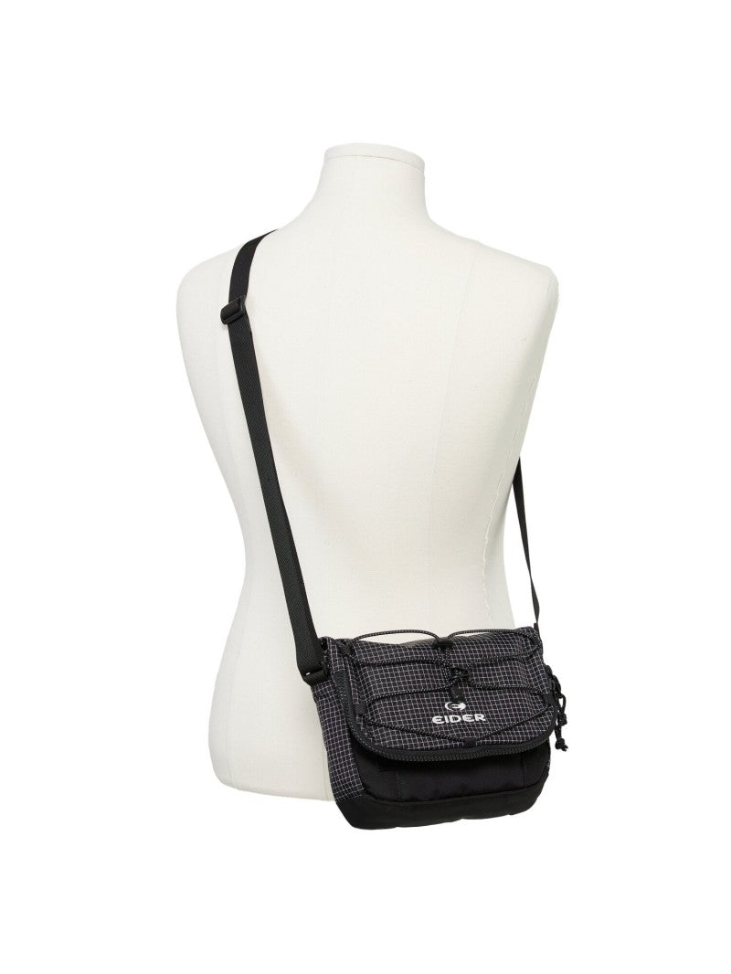 特價款【WE ARE】韓國EIDER單肩斜挎包DUA25B46