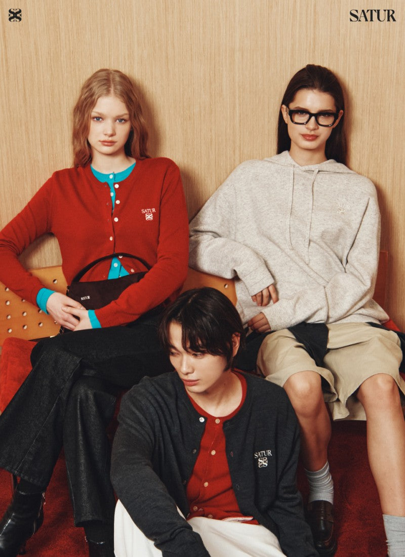 男女同款【WE ARE】韓國Satur針織連帽大學T衛衣SA253UKT12