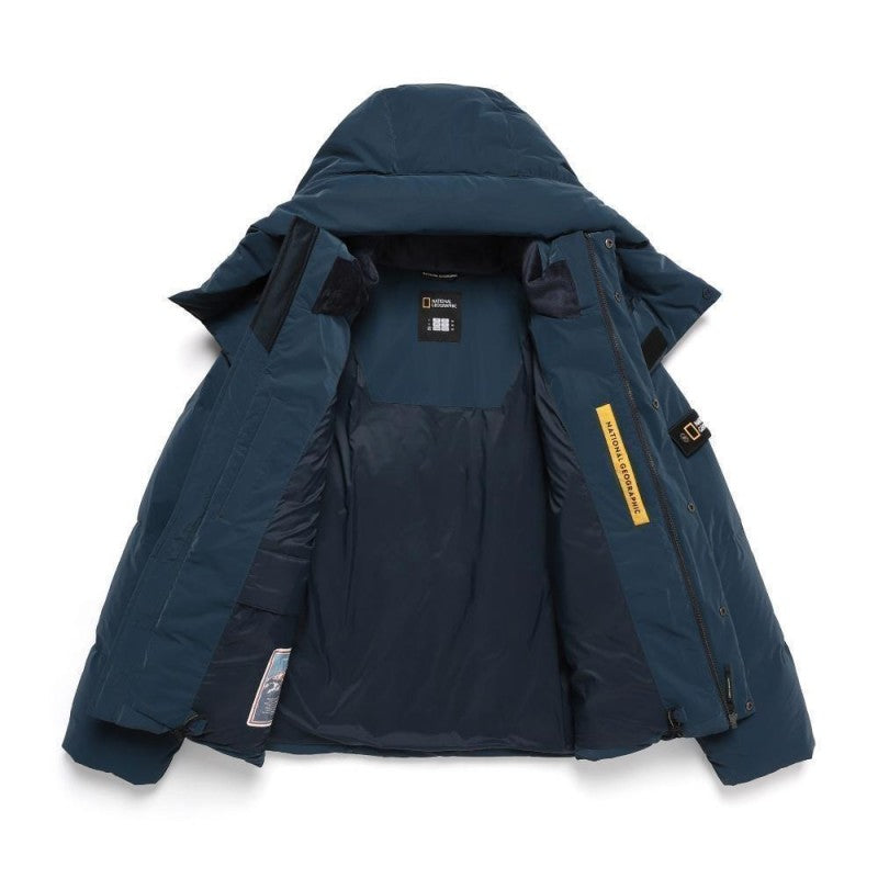 ＊折扣款【WE ARE】韓國國家地理（有臂章）光澤感連帽鵝絨羽絨外套 N244UDW980/N244UDW180